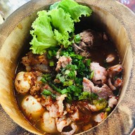 ป่าไผ่ผู้ใหญ่กูล