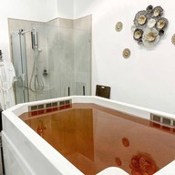 Restcape SPA By The Square