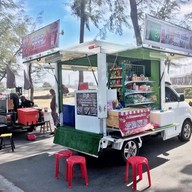 โกโจ๊กข้าวมันไก่ หลังสนามติณ