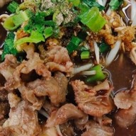 ครัว กระเพรา นิ ตามสั่งราดข้าว บงกช5