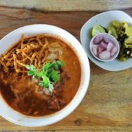 เมนูของร้าน ข้าวซอยแม่มณี 2