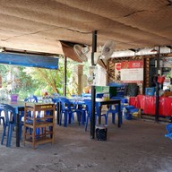 บรรยากาศ ครัวลาบเป็ดกาฬสินธุ์ ป้าน้อย