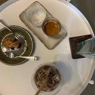 พนม