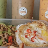 ร้านป้าณีอาหาร & เครื่องดื่ม