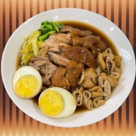 Mommy กล่องอร่อย(ขาหมู)