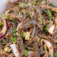 ข้าวหมูทอดปลาร้าวะวะว้าววววว ตลาดโรงสี