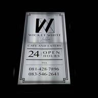 Wicket White Villa (วิกเกท ไวท์ วิลล่า)