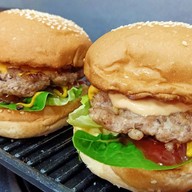 June's Burger  Homemade