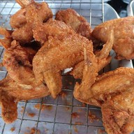 ไก่ทอดยะกรุ๊ปสูตรปักษ์ใต้ วัดแม่นางปลื้ม