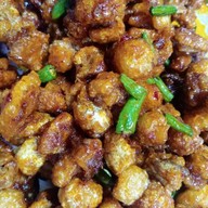 นู๋ณิข้าวแกงหน้าโฆสิต