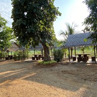 บรรยากาศ ร้านอาหารตำนานแม่ลา-tamnan Maetaurant