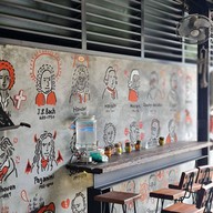 Atmosphere of Tg Music Cafe