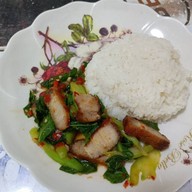 ครัวพีวี (ซ่อมคอม /อาหารตามสั่ง)