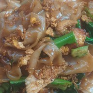 ติ๋วอาหารตามสั่ง กำแพงดิน เชียงใหม่