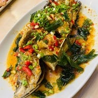 ส้มตำ ยำ เผา กะหลิม (ป่าตอง)