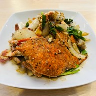 ส้มตำ ยำ เผา กะหลิม (ป่าตอง)