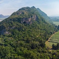 ถ้ำเขาทะลุ