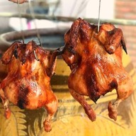 ไก่อบโอ่ง  ไก่ย่างเตาถ่านในโอ่ง ส้มตำ บ้านสวน
