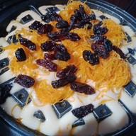 The orgrace crepe&waffle สาขา1 ร.8