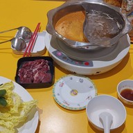 เมนูของร้าน มานี มี หม้อ เดอะ มาร์เก็ต วิลเลจ