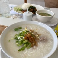 เมนูของร้าน White Space Meeting & Restaurant