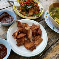 ครัวน้าหมู อาหารป่า