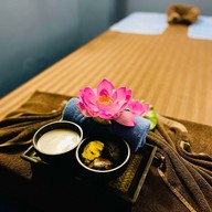 ควีน ซีซั่น ซารอน แอนด์ มาสซาจ สะพานใหม่-ดอนเมือง