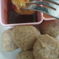 ลูกชิ้นไก่ ลูกชิ้นหมูล้วน ตลาดบางน้ำผึ้ง