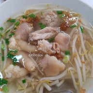 ก๋วยเตี๋ยวไก่ไทยนายโต้งเจ้าเก่า ซอย 2