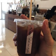 พนม