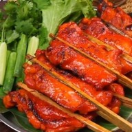 พลอย3659..ไก่ย่างพันล้านนะคะ
