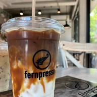 เมนูของร้าน Fernpresso Cafe ใกล้สนามบินเชียงใหม่