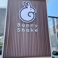 Bunny Shake Cafe สาขาบางเสร่ บางเมืองใหม่
