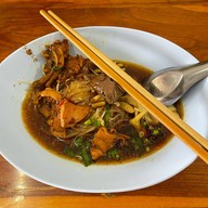 เมนูของร้าน ก๋วยเตี๋ยวไก่ท้าพิสูจน์ สาขา1