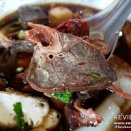 เมนูของร้าน เปี๊ยะทอดซิ่ง
