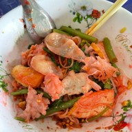 นำชัย เกี๊ยวปลา