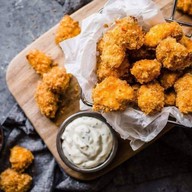 CHICK POP ไก่ทอดเคลือบซอส เมืองนครพนม