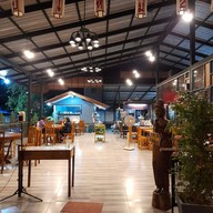 บรรยากาศ ครัวลงตัว อาหารไทย-อีสาน