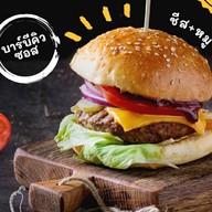 MISTER P Sweets n Grill แฮมเบอร์เกอร์ เฟรนซ์ฟราย ไอติมทอด บาร์บีคิวหมู-ไก่ วงศ์สว่าง ซอย 11
