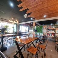 Pookai Cafe & Restaurant เกาะล้าน