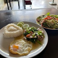 เมนูของร้าน ร้านอาหารคู่หูพังงา พังงา