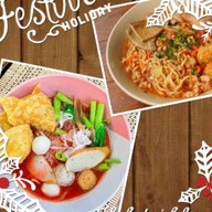 ต้มเส้นตีนไก่ โจ๊กหมูรวนซีอิ๋ว เกี๊ยวน้ำ  อร่อยเด็ด ต้องลอง ต้มเส้นตีนไก่ โจ๊กหมูรวนซีอิ๋ว เกี๊ยวน้ำ  อร่อยเด็ด