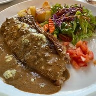 เชฟสมพงษ์