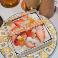 Mika Pâtisserie Emquartier ชั้น 4 ข้างโรงหนัง