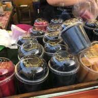 เครปเย็นโคตรไส้ ซอย4ตลาดอินดี้ปิ่นเกล้า ตลาดอินดี้ปิ่นเกล้า ซอย4กลางซอย