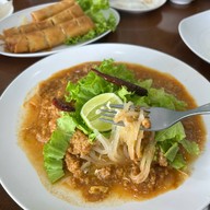 พรแหนมเหนือง ชลบุรี