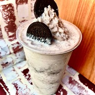 เฟมัส บิสโทร รัชดา