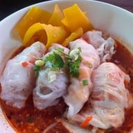 เมนูของร้าน ก๋วยเตี๋ยวปากหม้อน่าล่อในสวน