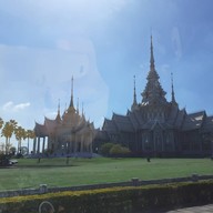 บรรยากาศ วัดโนนกุ่ม วัดหลวงพ่อโตสรพงษ์