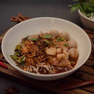 ก๋วยเตี๋ยวเรือธารา เชียงใหม่ (Chiang Mai)